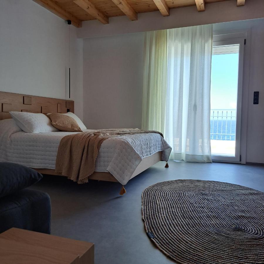 Nisaki Hotel & Elite Suites Ermoupoli Buitenkant foto
