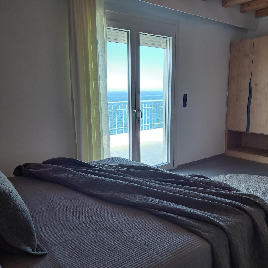 Nisaki Hotel & Elite Suites Ermoupoli Buitenkant foto