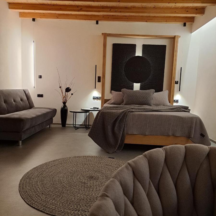 Nisaki Hotel & Elite Suites Ermoupoli Buitenkant foto